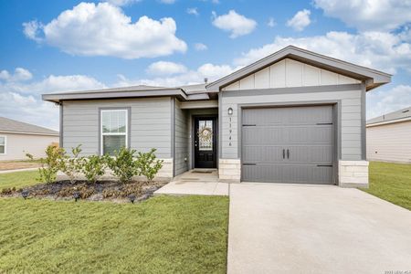 New construction Single-Family house 11946 Luckey Villa, San Antonio, TX 78252 plan Beech - image
