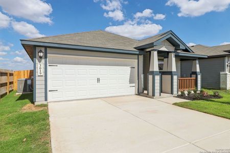 New construction Single-Family house 3019 Playa Azul, Converse, TX 78109 plan The Callaghan (830) - image