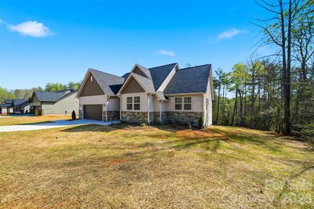New construction Single-Family house 2422 Kimberly Ave, Morganton, NC 28655 - image