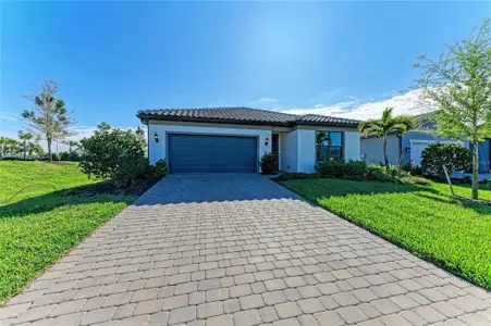 New construction Single-Family house 5637 Silverside Pine Ct, Bradenton, FL 34211 - image