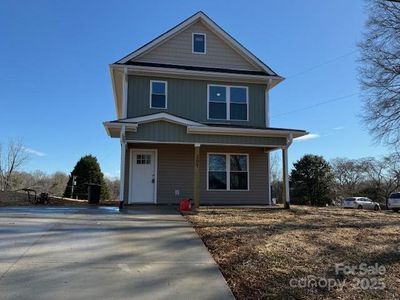 New construction Single-Family house 201 N Davis Ave, Newton, NC 28658 null- photo 0