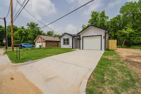 New construction Single-Family house 103 Ross St W, Sulphur Springs, TX 75482 - image