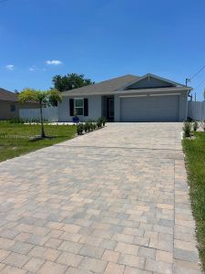 New construction Single-Family house 4314 Garden Blvd, Cape Coral, FL 33909 - image