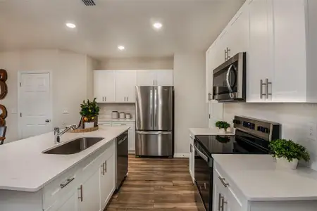 New construction Townhouse house 4184 Hummock Pl, Haines City, FL 33844 - image 7