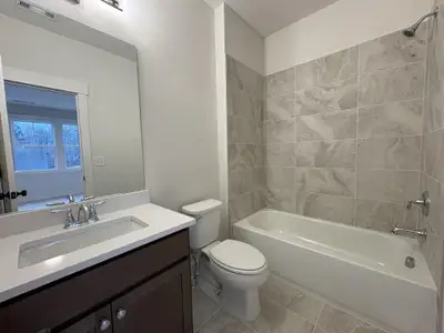 New construction Single-Family house 4640 Greyson Manor Dr, Cumming, GA 30041 plan Chatsworth - image 5