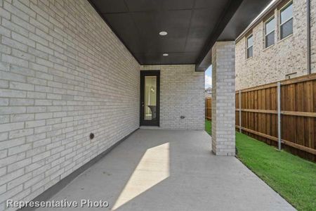 New construction Single-Family house 2053 Bayfront Dr, Royse City, TX 75189 Rubens Plan- photo 2 2