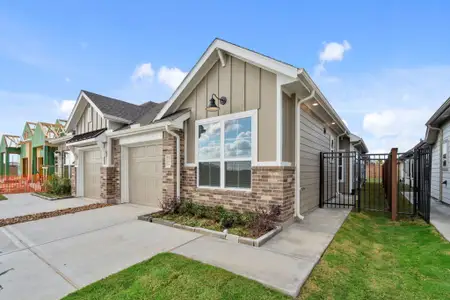New construction Townhouse house 5263 Celestial Ct, Iowa Colony, TX 77583 - image