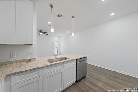 New construction Multi-Family house 6010 Shashi Pl, San Antonio, TX 78244 - image 7