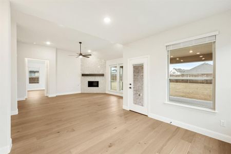 New construction Single-Family house 635 Sirius Dr, Waxahachie, TX 75165 Magnolia II- photo 13 13