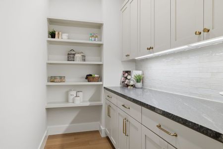 New construction Single-Family house 4508 Finley Dr, Austin, TX 78731 - image 18