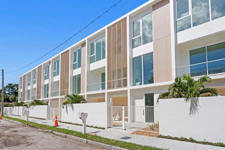 New construction Townhouse house 2702 N Woodrow Avenue, Unit 4, Tampa, FL 33602 - photo 0