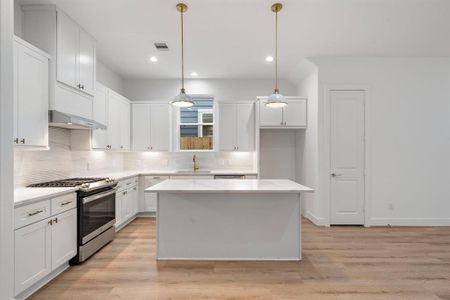 New construction Single-Family house 5238 Larkin St, Houston, TX 77007 null- photo 13 13