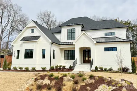 New construction Single-Family house 5907 Lakeview Dr, Unit 1, Charlotte, NC 28270 - image
