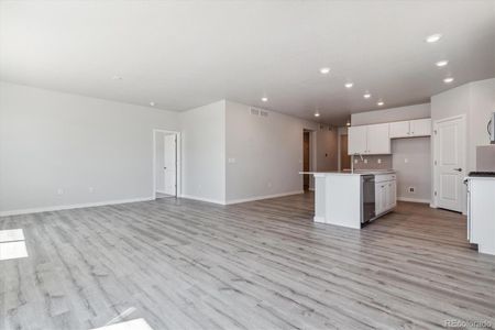 New construction Single-Family house 3462 N Highlands Creek Pkwy, Aurora, CO 80019 Breckenridge- photo 19 19