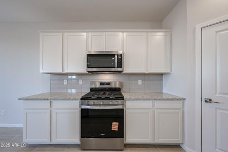 New construction Single-Family house 39980 W Sparks Ln, Maricopa, AZ 85138 plan Erie - image 13