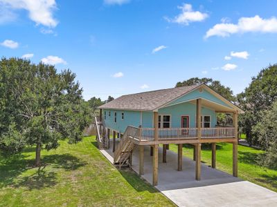 New construction Single-Family house 1822 County Rd 297, Sargent, TX 77414 null- photo 0