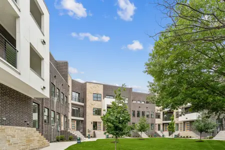 New construction Townhouse house 2723 Azalea Park Circle Ft, Fort Worth, TX 76107 - image