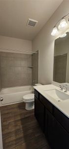 New construction Single-Family house 1906 Ashlee Ct, Dickinson, TX 77539 - image 9