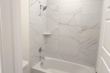 New construction Single-Family house 221 Medallion St, Liberty Hill, TX 78642 plan Harding - image 10