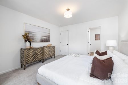 New construction Single-Family house 537 Dawn Cir, Charlotte, NC 28213 - image 13