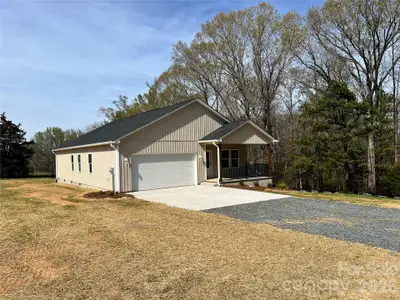 New construction Single-Family house 42629 Greenview Dr, Albemarle, NC 28001 - image
