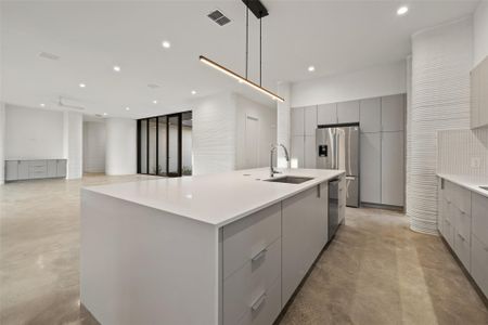 New construction Single-Family house 10 Peace Pipe, Wimberley, TX 78676 plan The AlphaBeta Z - image 16