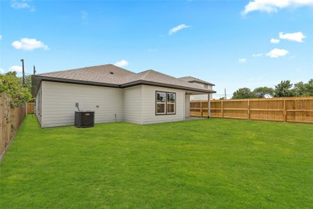 New construction Single-Family house 14307 Laredo St, Houston, TX 77015 - image