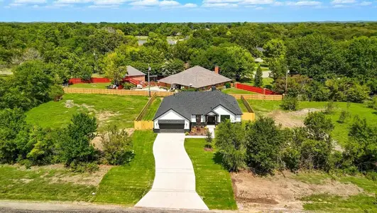 New construction Single-Family house 4605 Dripping Springs Rd, Sherman, TX 75090 - image