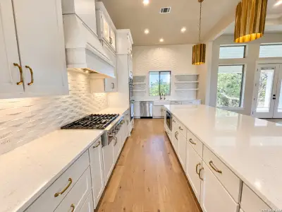 New construction Single-Family house 611 Parkview Pl, Canyon Lake, TX 78133 - image 8
