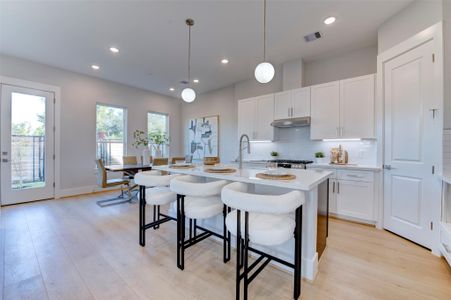 New construction Single-Family house 5130 Rosslyn Rd, Houston, TX 77018 - image 13
