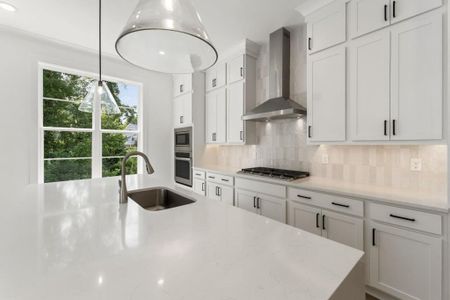 New construction Single-Family house 3010 Kara Ct, Roswell, GA 30076 - image 5