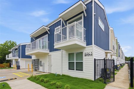 New construction Townhouse house 2925 Spruce Valley Ln, Unit 306, Dallas, TX 75233 - image