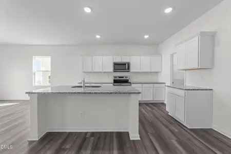 New construction Single-Family house 346 Shiloh Wy, Mebane, NC 27302 plan Splendor - image 5