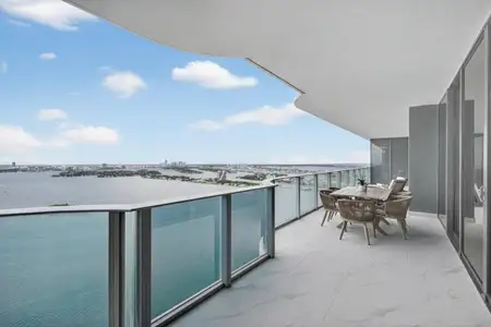 New construction Condo house 700 Ne 24Th St, Unit 4802, Miami, FL 33131 - image