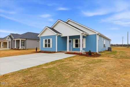 New construction Single-Family house 608 S Vance St, Fremont, NC 27830 - image