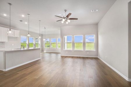 New construction Single-Family house 2048 Twin Lakes Blvd, West Columbia, TX 77486 - image 18