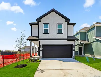 New construction Single-Family house 10122 Bixbite Trl, San Antonio, TX 78245 plan The Emerald - image