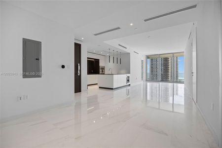 New construction Condo house 300 Biscayne Blvd Wy, Unit 1102, Miami, FL 33131 - image 18