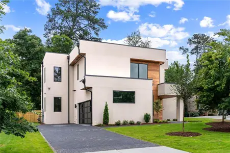 New construction Single-Family house 16 Bonnie Ln, Atlanta, GA 30328 - image