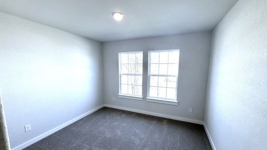 New construction Single-Family house 709 Red Wolf Dr, Jarrell, TX 76537 plan Paramount - image 7