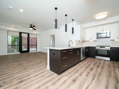 New construction Condo house 615 W Peace St, Unit 304, Raleigh, NC 27605 null- photo 4 4