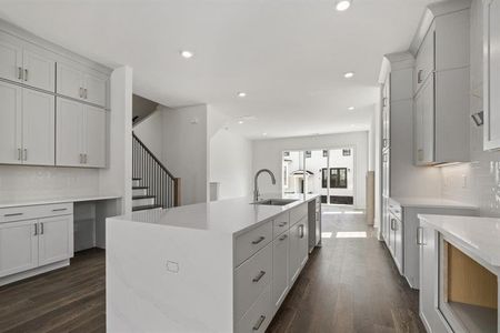 New construction Townhouse house 3667 Peachtree Road Ne, Unit 14, Atlanta, GA 30319 - photo 11 11