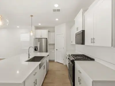 New construction Single-Family house 12728 N 305Th Ave, Buckeye, AZ 85396 plan Leslie - image