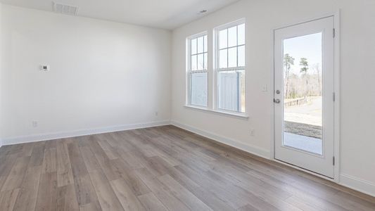 New construction Townhouse house 945 Kensley Grove Ln, Fuquay Varina, NC 27526 plan Litchfield - image 12