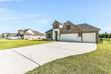 New construction Single-Family house 421 Barton Place Dr, Cleveland, TX 77327 - image