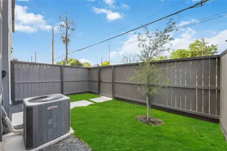 New construction Single-Family house 2530 Live Oak St, Houston, TX 77004 plan Plan A - image 2