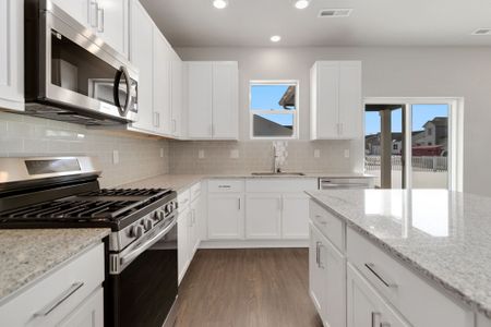 New construction Single-Family house 621 85th Avenue Ct, Evans, CO 80634 plan Weston - image 6