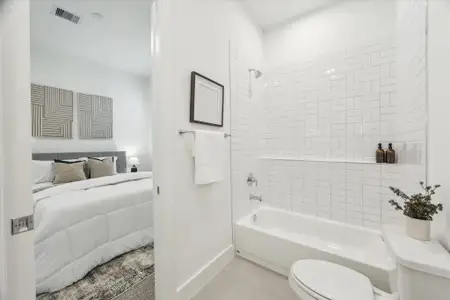 New construction Single-Family house 845 Elkhart St, Unit C, Houston, TX 77091 - image