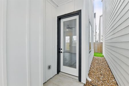New construction Single-Family house 9902 Clark Rd, Unit I, Houston, TX 77076 - image
