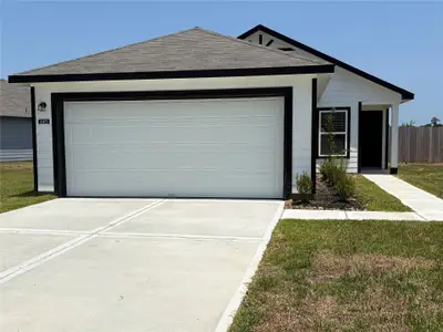 New construction Single-Family house 10475 Sugar Mill Dr, Conroe, TX 77306 - image
